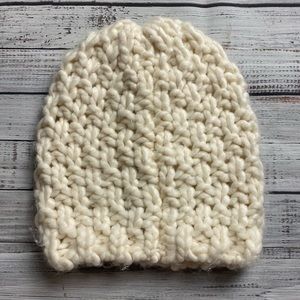 White Chunky Knot Hat